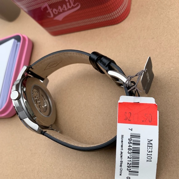 Brand new fossil mechanic watch - Picture 3 of 5